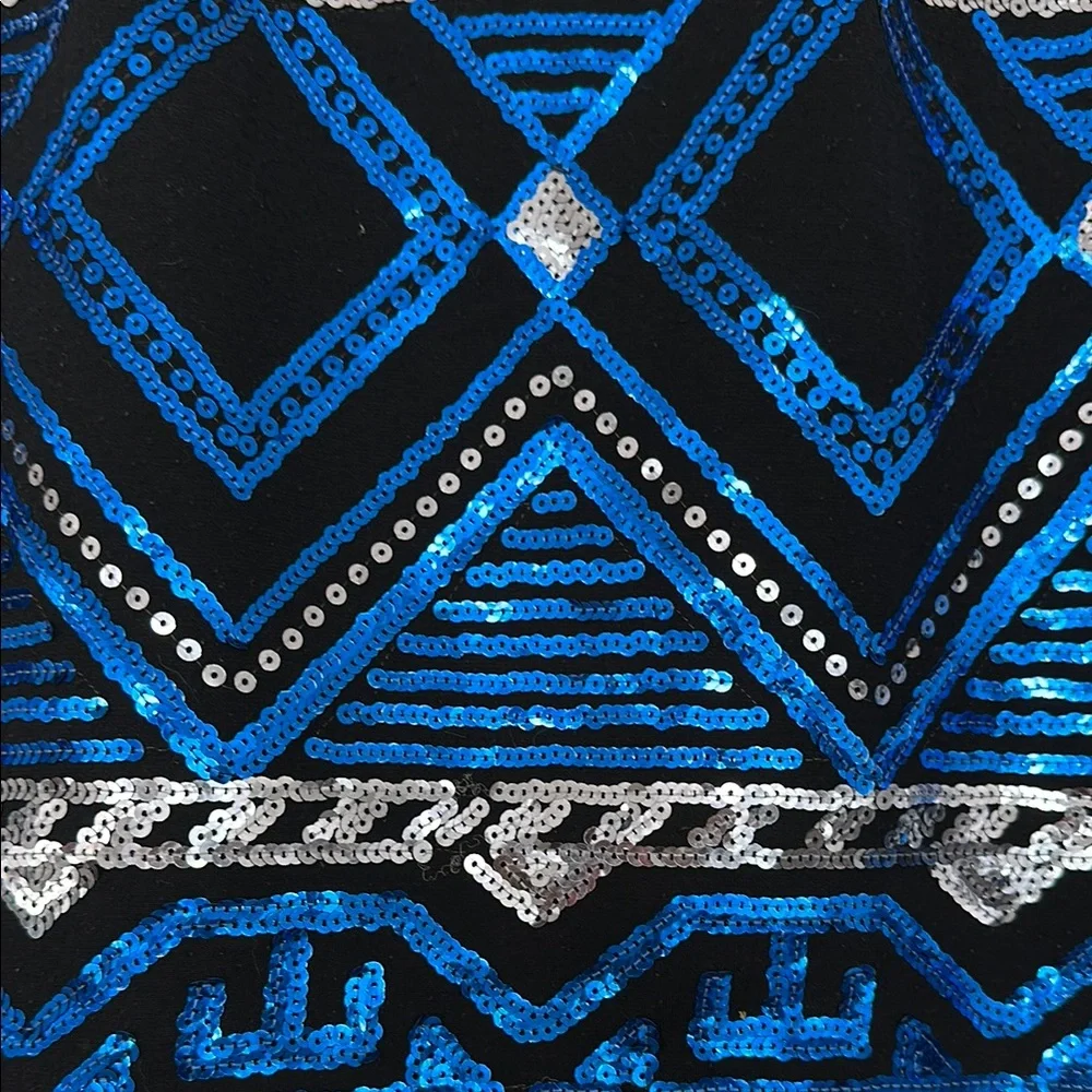 Elegant Black and Blue Sequin Pencil Skirt - Picture 3 of 3